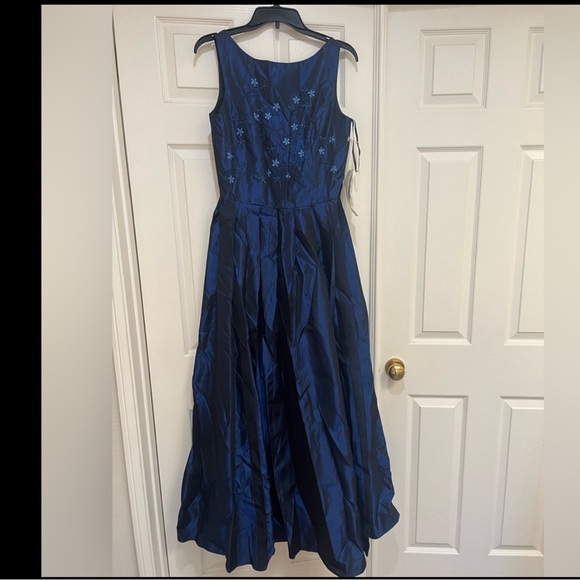 VNTG Scott McClinton Sleeveless Metallic blue Stoned Chest Formal Gown fairy 10 - Picture 5 of 10
